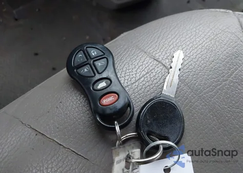 2002 Chrysler Town & Country Ex из США, поврежденный, VIN 2C8GP74L32R787668